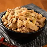 【豚肉の定番メニュー】旨極生姜焼きメガトン(お肉200g)（オーシャンダイニング池袋店）