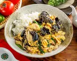 きくらげと玉子炒め丼（我楽酒家 丸長）