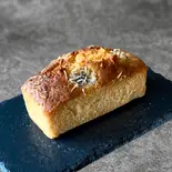 【期間限定】発酵バターのパウンドケーキ(キャラメルバナーヌ)/1本（東京洋菓子TANGRAM）
