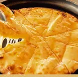 ハニーチーズナン(HONEY CHEESE NAN )(インド・アジアン料理ハヌマン雪谷店)