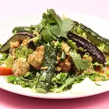 唐揚げネギソースサラダ karaage negi sauce（イエティ アジアンレストラン＆バー）
