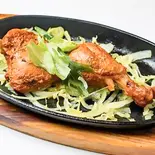 タンドリーチキン(レッグ)1本（インド料理カルマ）