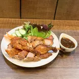 鴨肉丸焼き1/2羽【骨つき】Vit quay（NIEU QUANレストラン）