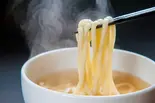 かけうどん（博多うどん酒場官兵衛大門店）