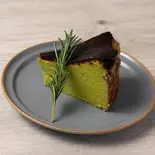 抹茶バスクチーズケーキ（CAFE＆BAL IKOINOBA）