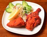 タンドリーチキン2P Tandoori chicken 2P（ミニインド・レストラン 代々木店）