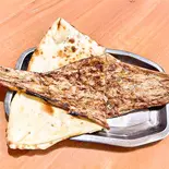 シナモンシュガーバターナン Cinnamon Sugar Butter Nan(インド料理ニルヴァーナ)