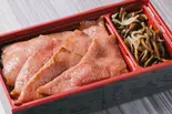 黒毛和牛弁当（横浜馬車道 御肉処はしやま）