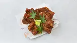 豚背骨、酱大骨 4個（好美味 麻辣湯 御徒町本店）