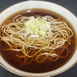 かけそば/うどん(歌舞伎町の台所 かど平 × ホルモン焼 幸永)