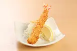 厳選食材 海老フライ1本（矢場とん 矢場町本店）