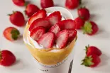 【いちごもカスタードも】2倍盛りいちごWクリーム(Mサイズ) Reward Strawberry Double Cream(至福の贅沢「恋するクレープ」 亀有店)