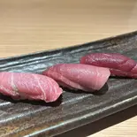 本鮪握り3種【赤身1貫中トロ1貫大トロ1貫】（阿部寿司 広尾本店）
