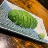 アボカドの造り（焼鳥・おでん KUSIO 寺田町店）