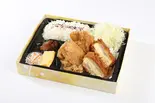 醤油から揚げとチーズ巻きしゃぶかつ弁当（とんかついなば和幸 天神橋筋商店街店）