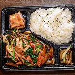 ニラレバ弁当（中華料理しん龍閣）