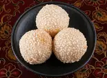 ゴマ団子（肉あんかけ炒飯 大王）