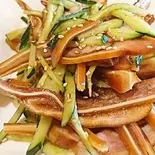 豚ミミとキューリのあえもの（中国飯店 福龍門）