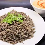 牛センマイのごま味和え（聚楽飯店）