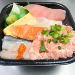 うみ丸丼（武蔵 丼丸 市が尾店）