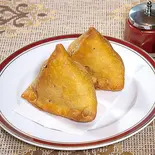 サモサ2P Samosa (2 Pieces)（インディアンレストラン＆バー ターリー夙川店）
