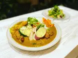 季節の自然栽培野菜たっぷり！！スパイシーチキンカリー(+5分付きごはん) komeno spicy curry and rice（LOVE TABLE Agarato farm to table）