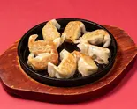 餃子 8個入り（博多珍珍 赤坂店 (担々麺)）