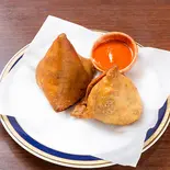 サモサ2個 Samosa 2P(Swadishtaスワディスタस्वादिष्ट)