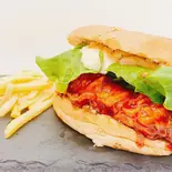 ヤンニョムクリスピーチキンバーガー(カスタマイズハンバーガー T's Burger)