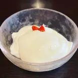 酒粕杏仁豆腐（旨辛麻辣専門店 サカホンキッチン）