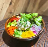 【自家製】ツナマヨのPOKEBOWL（新鮮本マグロとたっぷり野菜POKEBOWL カナロア 押上店）