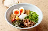 味玉からみそまぜそば～追い飯付き～（からみそラーメン 出前のふくろう 名駅店）