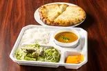 チーズナンカレーセット ( CHEESE NAN SET)（エスニック レストラン＆バー アユス）
