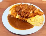 カツカレーオムライス（カレー夢）