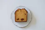 いちじくと自家製キャラメルのバターケーキ (グルテンフリー)/Figs＆Craft caramel butter cake (gluten-free)（【グルテンフリー】洋菓子とコーヒー シモキタシマイ/【gluten-free】pâtisserie ＆ coffee stand shimokitashimai）