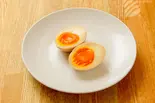 味付け玉子（麺や七彩）