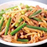 牛肉とニンニクの芽炒め（中国料理 東海園）