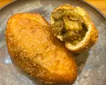 シーフードカレーパン「海」（カレーパンの松風）