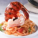 オマール海老の濃厚トマトクリームパスタ（SALON AKARI）