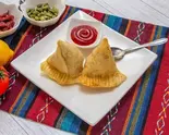 【samosa】サモサ (1ピース)（UMED RASOI 元町店）