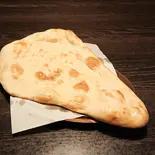 プレーンナン (Plain Nan)(アナム本格インド料理)