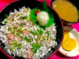 ツナしらすおろし丼（Pink Tiger）