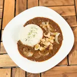 極・欧風カレー【焦がしにんにく+オニオン】（curry＆burger Greco）