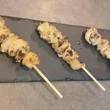 皮3本(塩)（炭火焼鳥 炭火屋一）