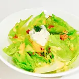 ミニグリーンサラダ（《1111円〜チーズ推しの"普通"のピザ》24-twenty four-）