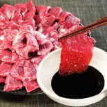 冷凍「上赤身刺し」10食セット(お試し馬刺し醤油&ユッケダレ付き)(馬肉特急【ウマキチ】都立家政店)