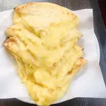 【とろーり】チーズナン Cheese Nan（Manali）
