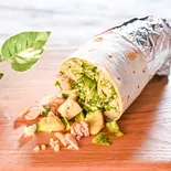 【美肌効果】サーモン・リッチサラダブリトー 【Beautiful Skin Effect】 Salmon Rich Salad Burrito（チョップドサラダ専門店 フィットグリーン 新宿 Chopped Salad FitGreen Shinjuku）
