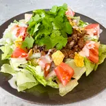 パクチー盛りアジアンタコライス/Asian Tako Rice with plenty of pak choi(キングタコライスTOKYO and ヘルシーサラダ 錦糸町店/KINGUTAKORAISUTOKYO)
