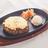 ポテサラチーズハンバーグ弁当（スピードキング）